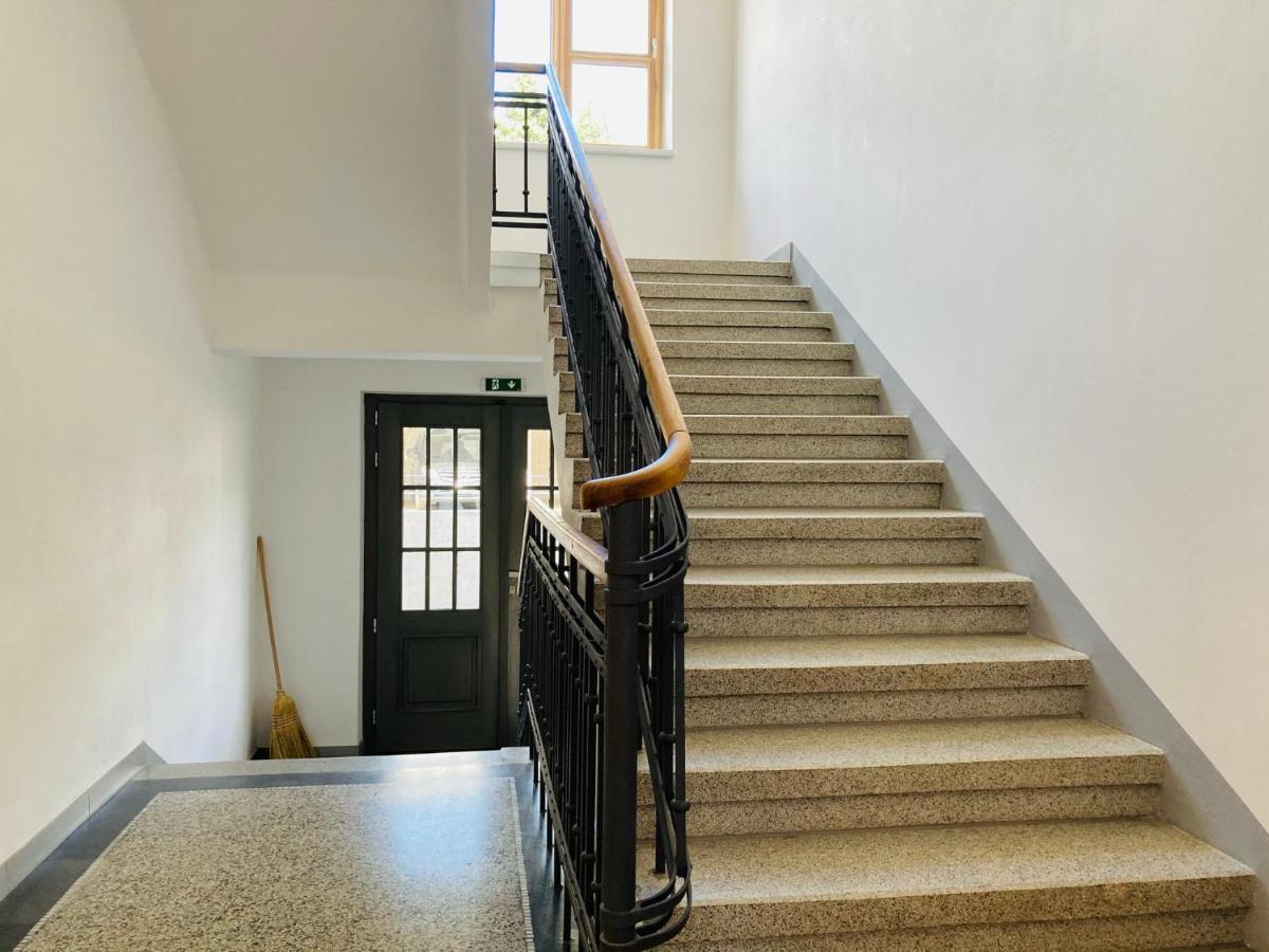 Residence Kotel روكيتنسي ناد جيزيرو المظهر الخارجي الصورة