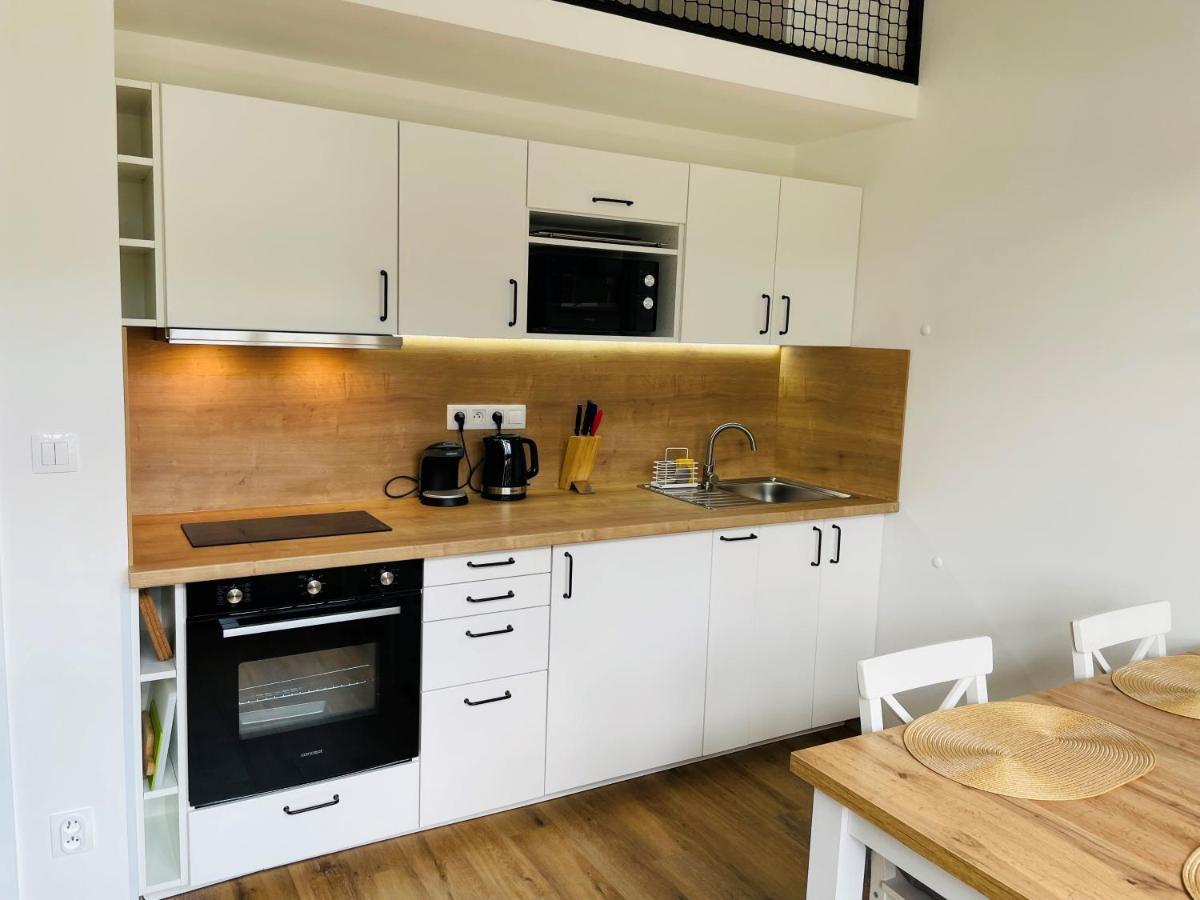 Residence Kotel روكيتنسي ناد جيزيرو المظهر الخارجي الصورة