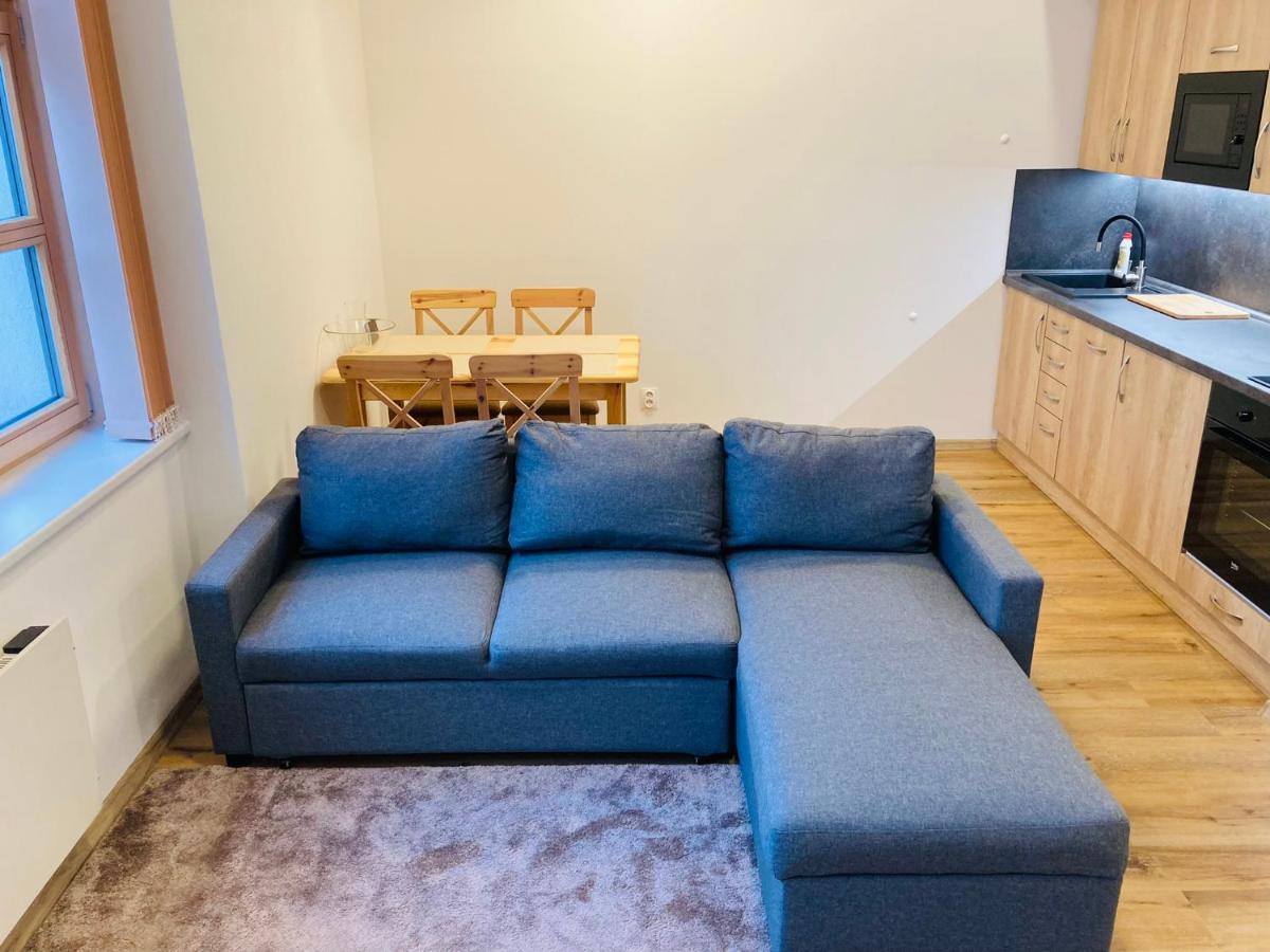 Residence Kotel روكيتنسي ناد جيزيرو المظهر الخارجي الصورة