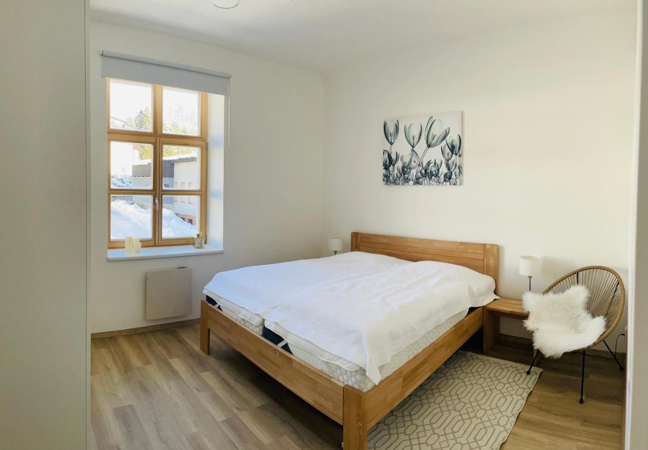 Residence Kotel روكيتنسي ناد جيزيرو المظهر الخارجي الصورة